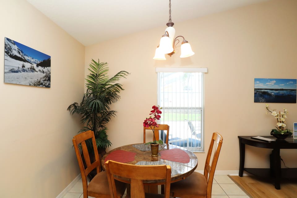 Kitchen Nook