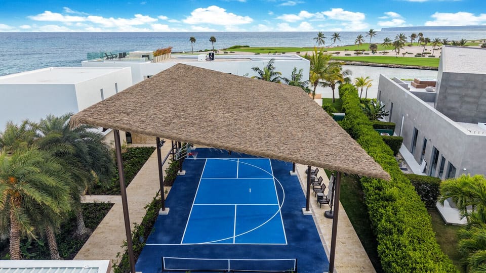 Sport court