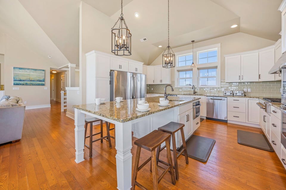 Surf or Sound Realty - 836 - Hatteras Grander - Kitchen -1