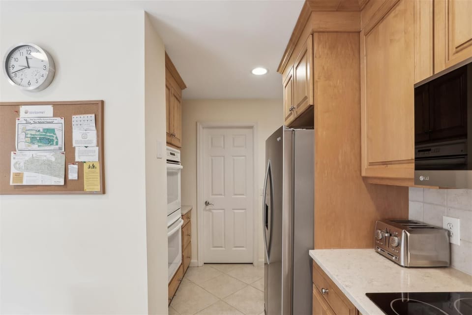 Kitchen at 28 Canvasback