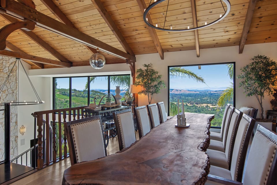 Dinning room seats 10-14 with vineyard sweeping views of Downtown Sonoma