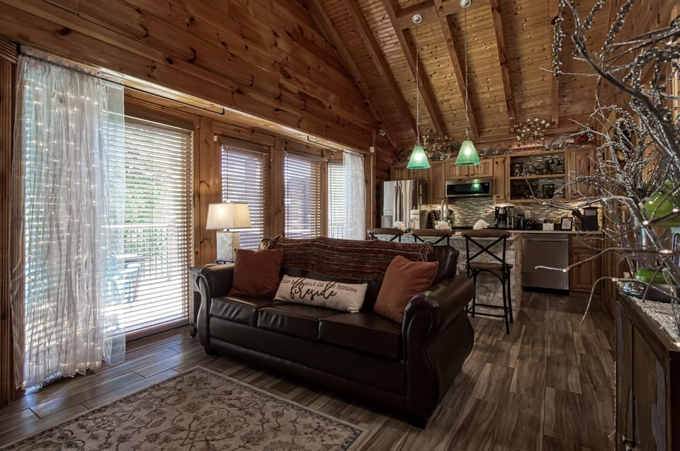 Cabin on the River in the Smoky Mountains - Dancing Waters - Living room and fully furnished kitchen
