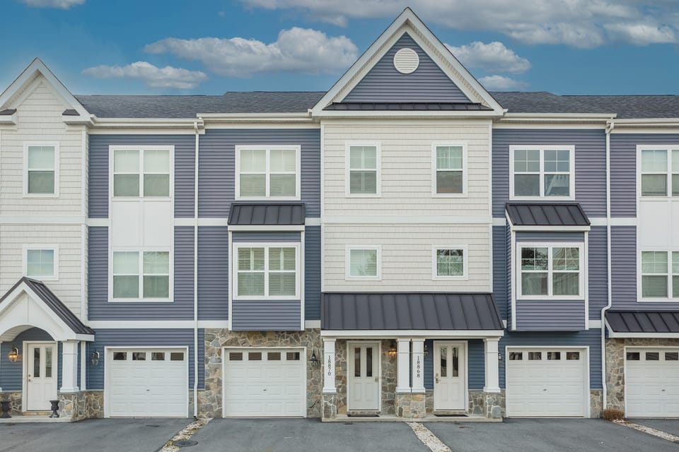 Private Driveway for Two-Garage is not accessible