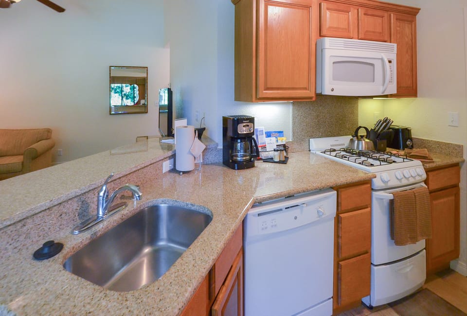 Full Kitchen