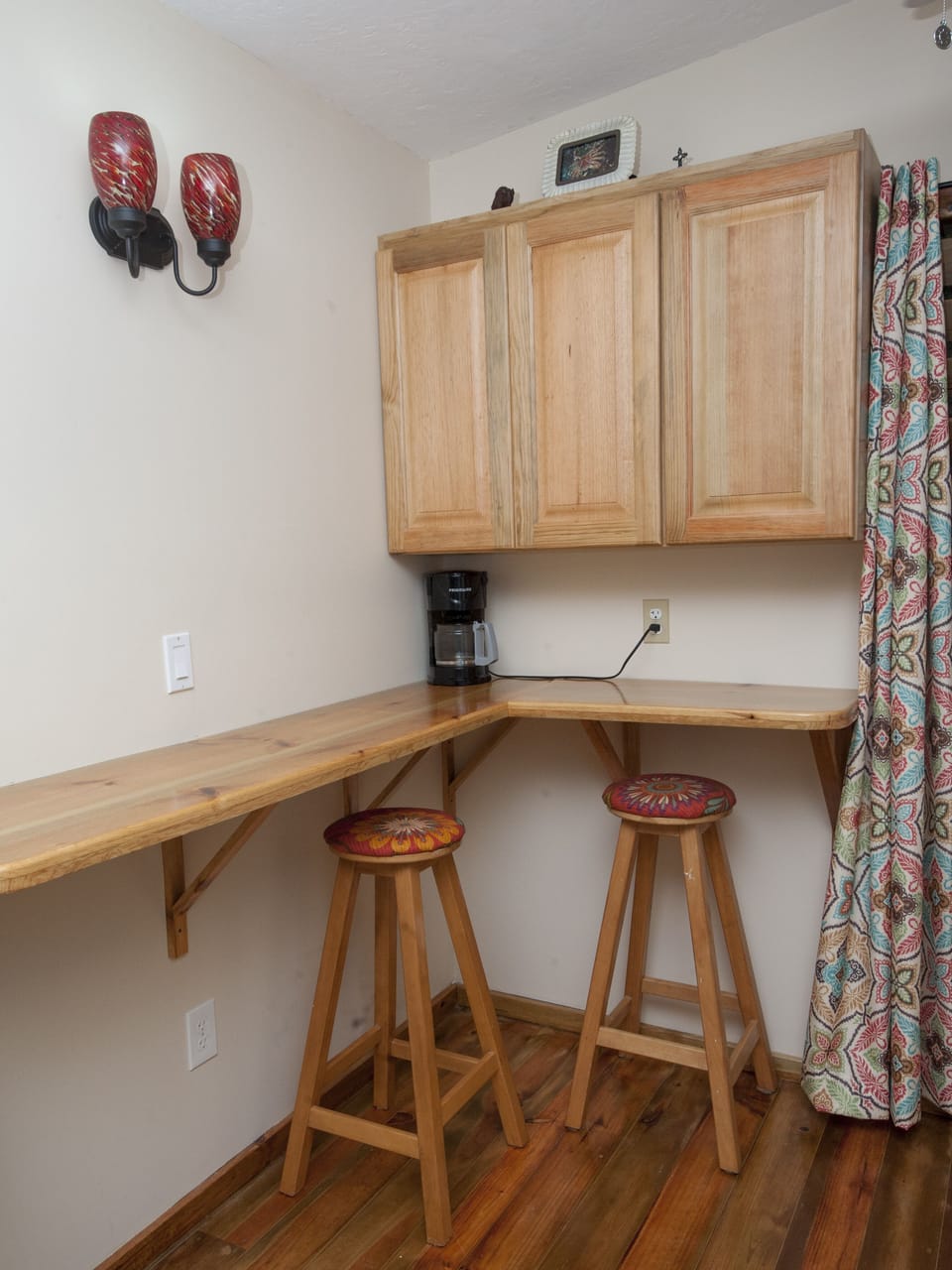 Kitchen Bar area
