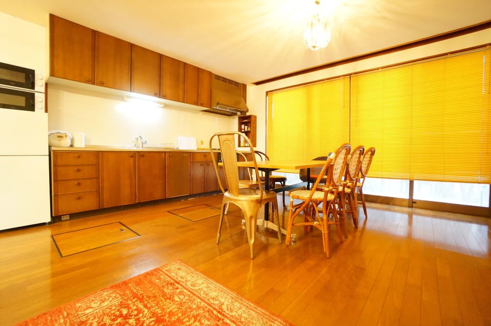 Private Vacation Home | Living area | Fireplace