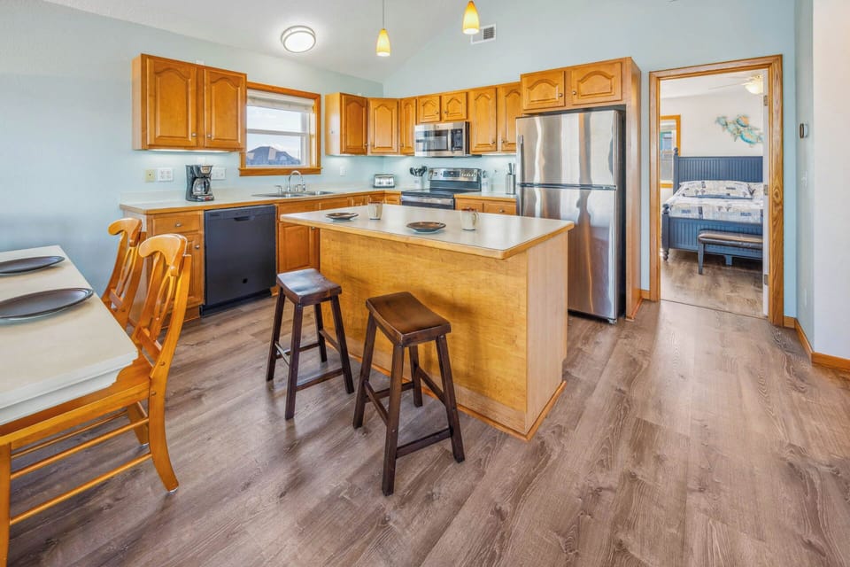 Surf or Sound Realty - 94 - Summer Wind - Kitchen -1