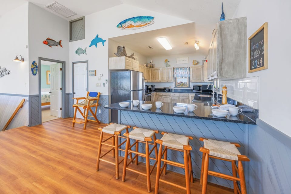 Surf or Sound Realty - 775 - Whimseagull Waves - Kitchen -1