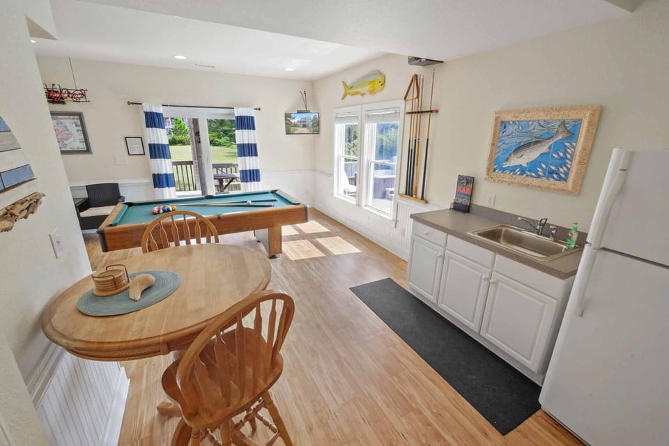 Surf-or-Sound-Realty-432-Down-by-the-Sea-Game-Room-3