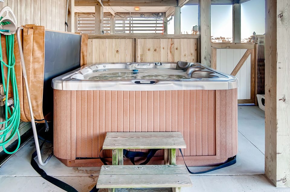 Sundance Hot Tub