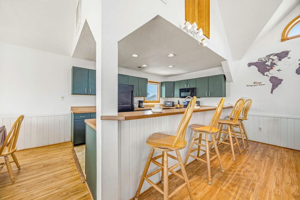 Surf or Sound Realty - 701 - South Shore Dreams - Kitchen -1