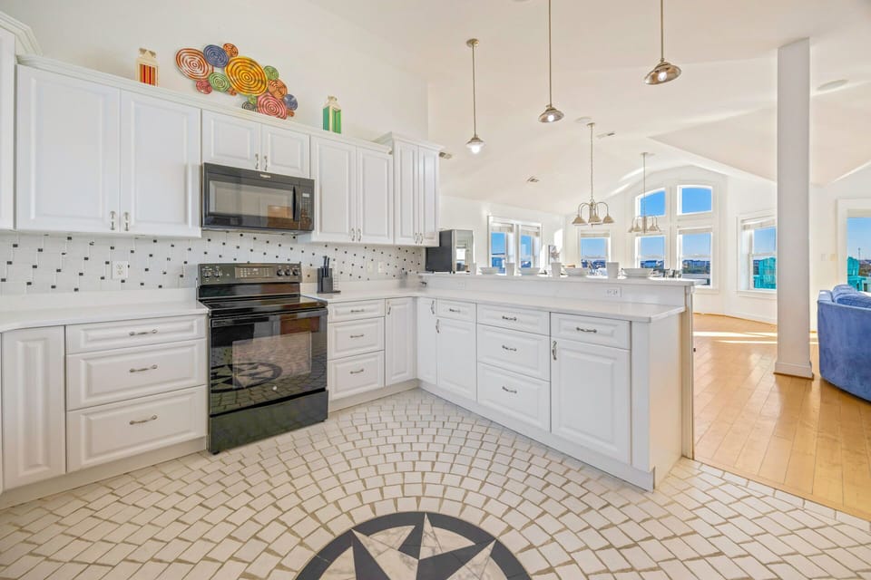 Surf or Sound Realty - 534 - Peaceful Retreat - Kitchen -3