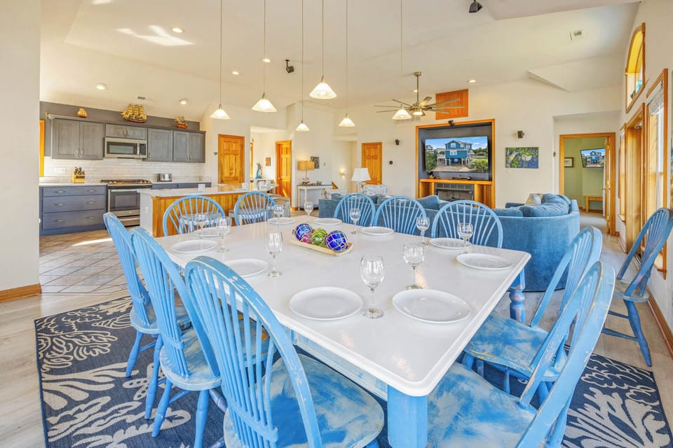 Surf or Sound Realty - 303 - Casa Azul - Dining Area -4