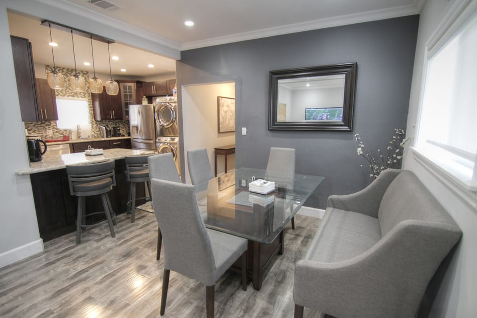 Dining table, kitchen counter