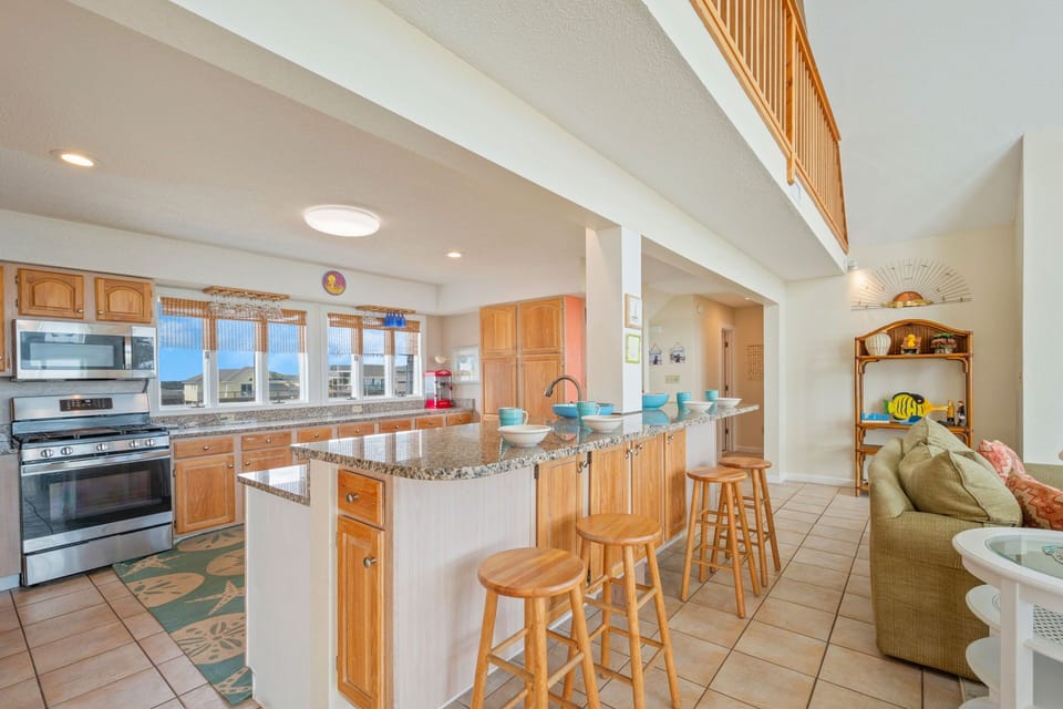 Surf or Sound Realty - 28 - Canary Sings - Kitchen -1