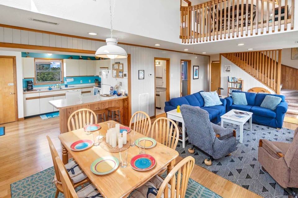 Dining area perfect for entertaining.