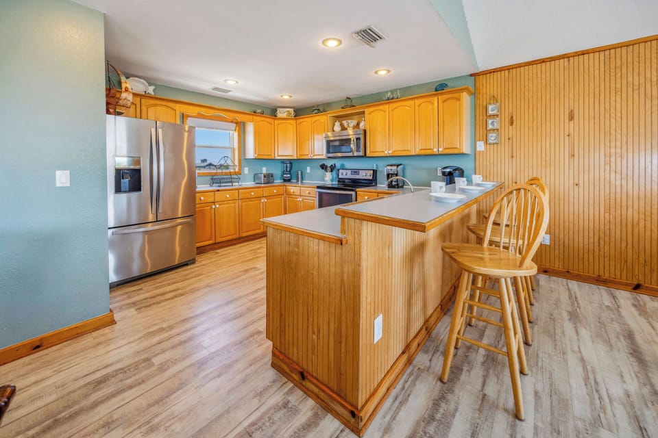 Surf or Sound Realty - 704 - A Reel Addiction - Kitchen -1