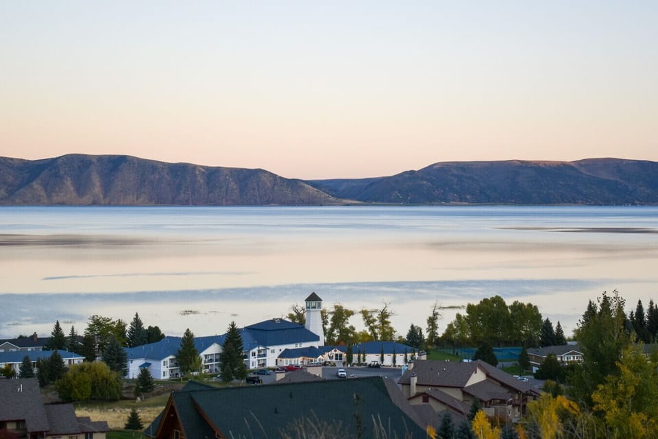 Amazing Views of Bear Lake and surrounding mountains.