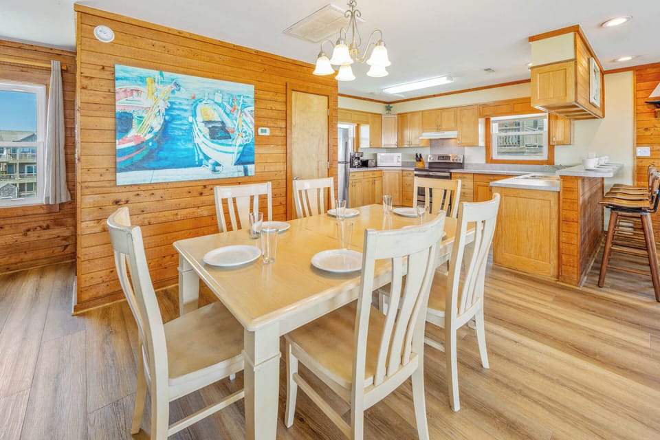 Surf or Sound Realty - 720 - Isabels Retreat - Dining Area -4