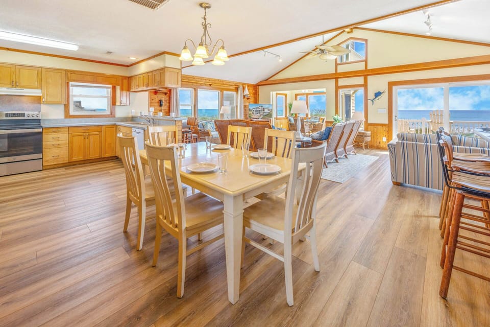 Surf or Sound Realty - 720 - Isabels Retreat - Dining Area -3