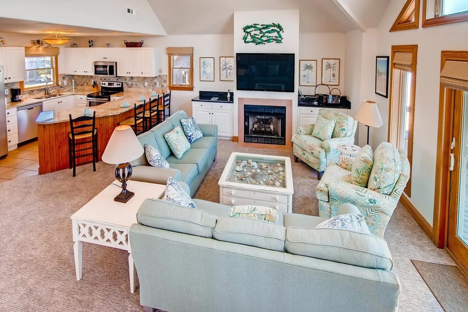 Surf-or-Sound-Realty-Bermuda-Dunes-12-Great-Room-5