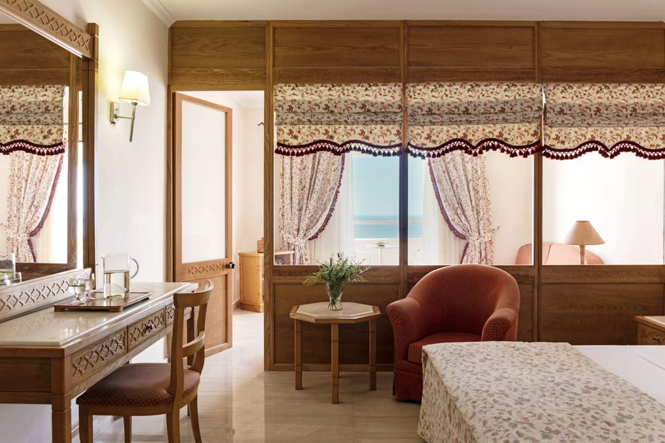 Family Room, Sea View (Superior) | Free minibar, in-room safe, desk, blackout drapes