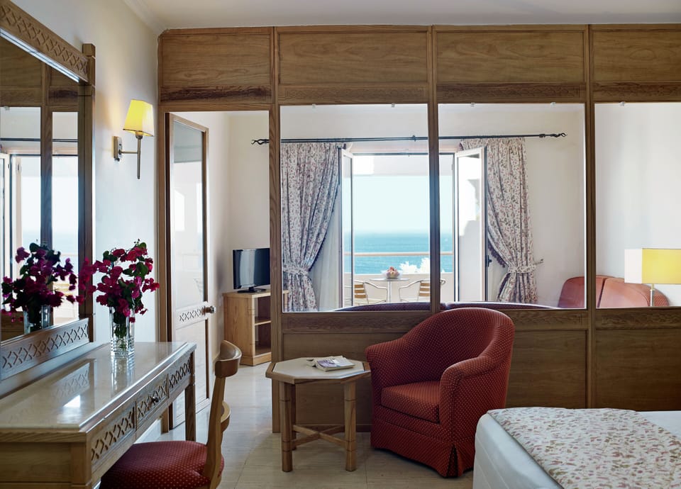Family Room, Sea View (Superior) | Free minibar, in-room safe, desk, blackout drapes