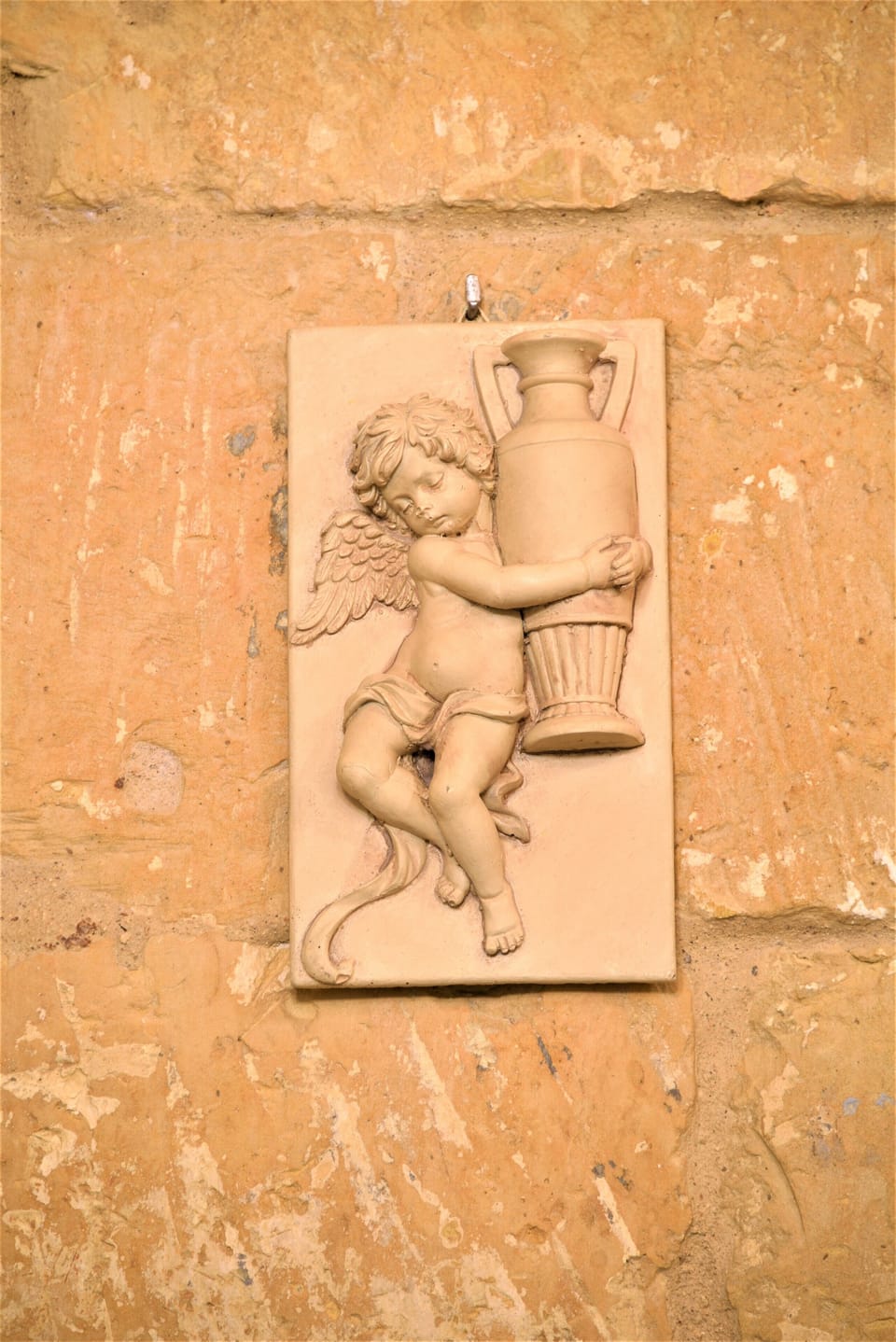 Dining room detail