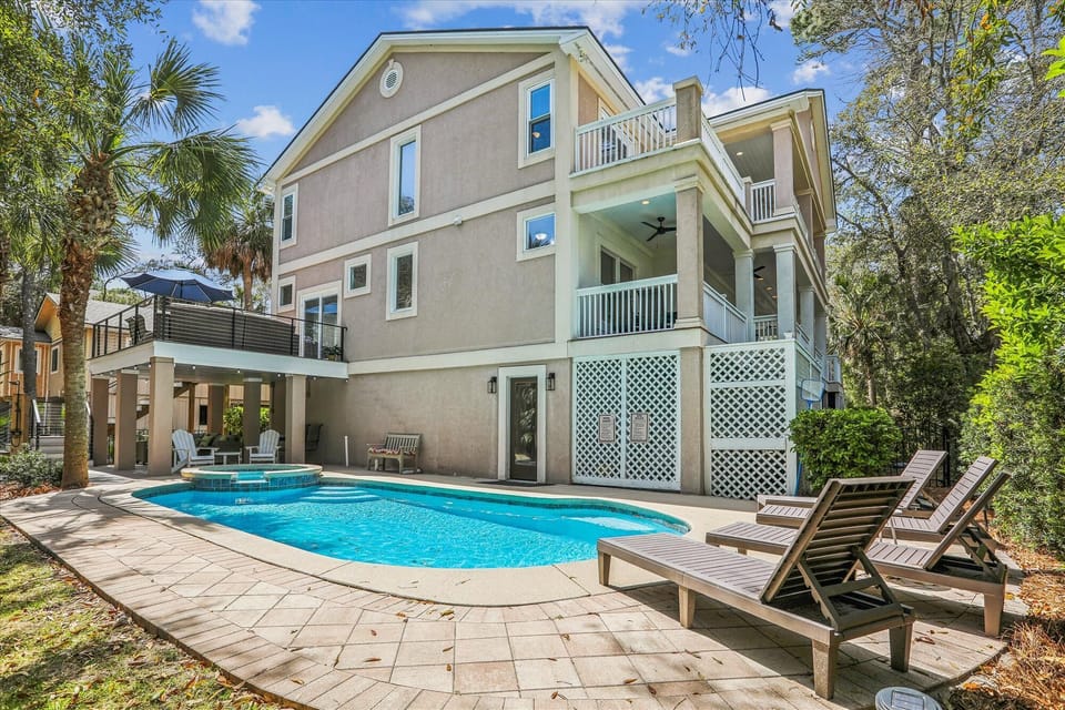 3 Laurel Lane in South Forest Beach