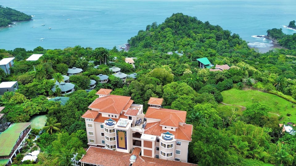 Exclusive building with a peaceful, private feel