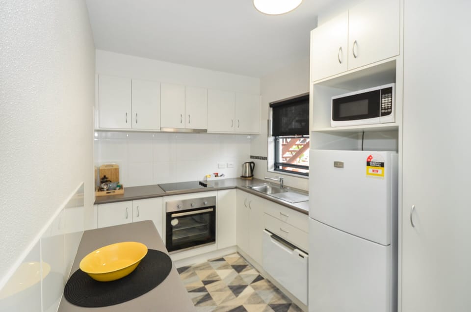 1and2BedKitchen1