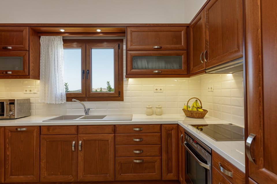 Lovely, beautifully designed and fully equipped kitchen!