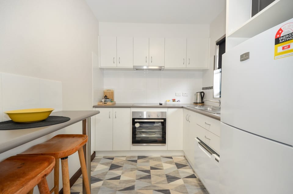 1and2BedKitchen2