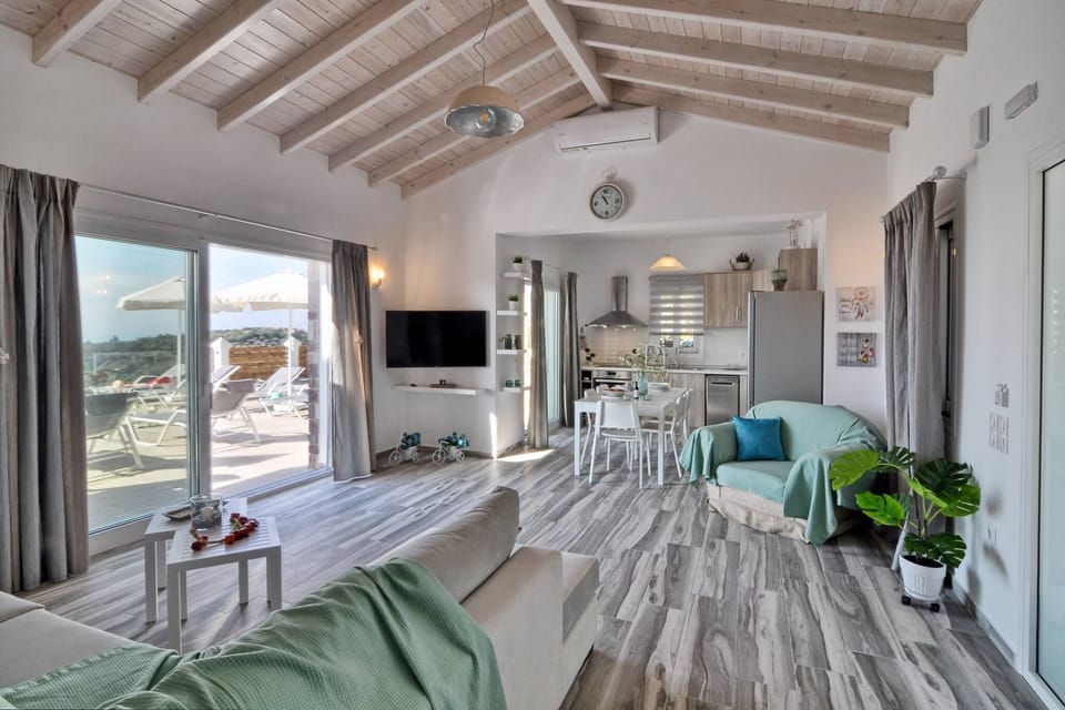 Villa Petra interior