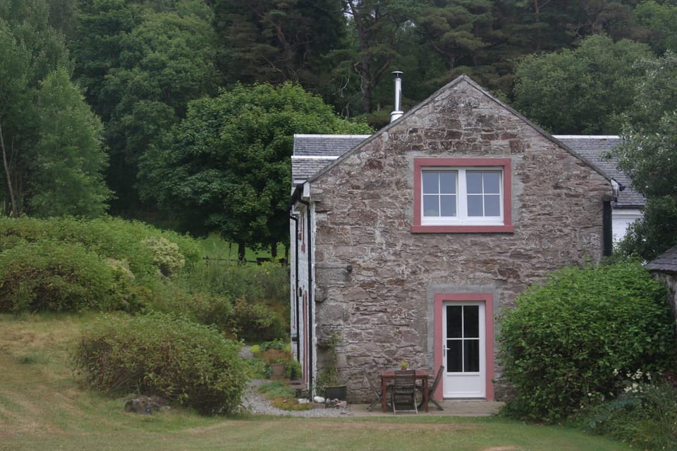 Garden door and sitting room window, Vorlich Cottage