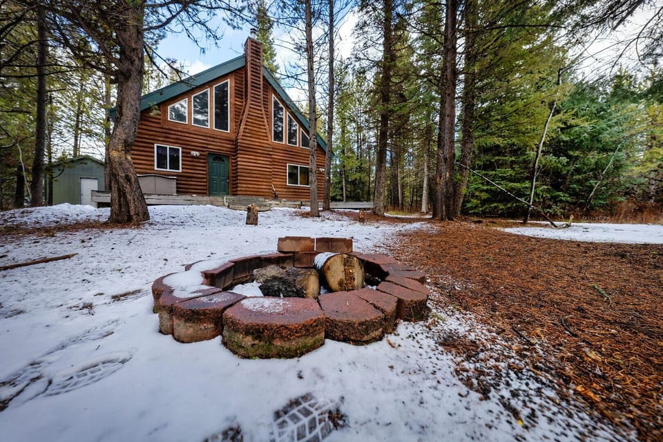 Enjoy roasting s'mores around the fire pit in the evenings.