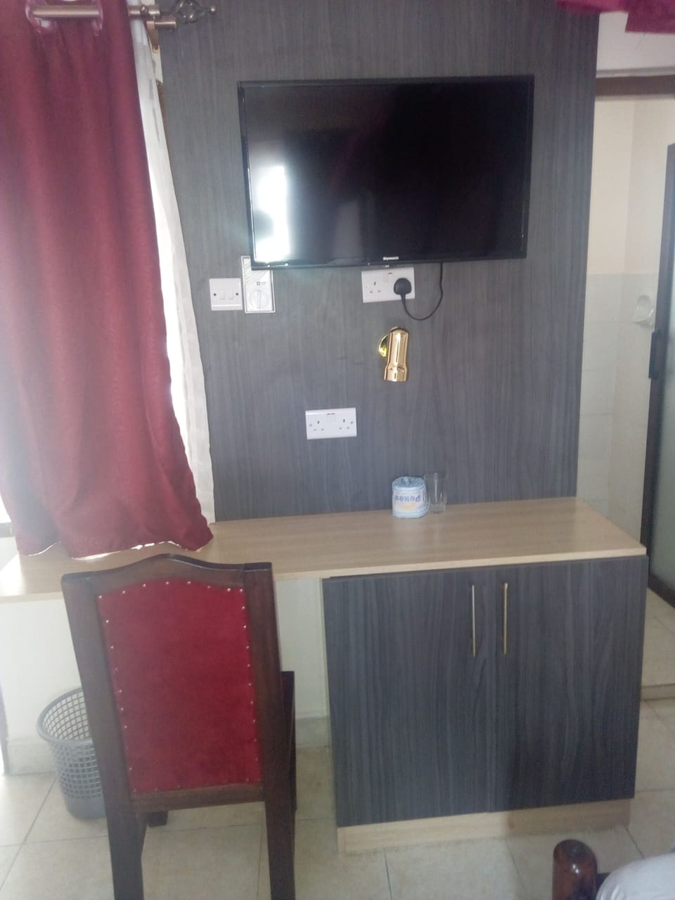 Room amenity