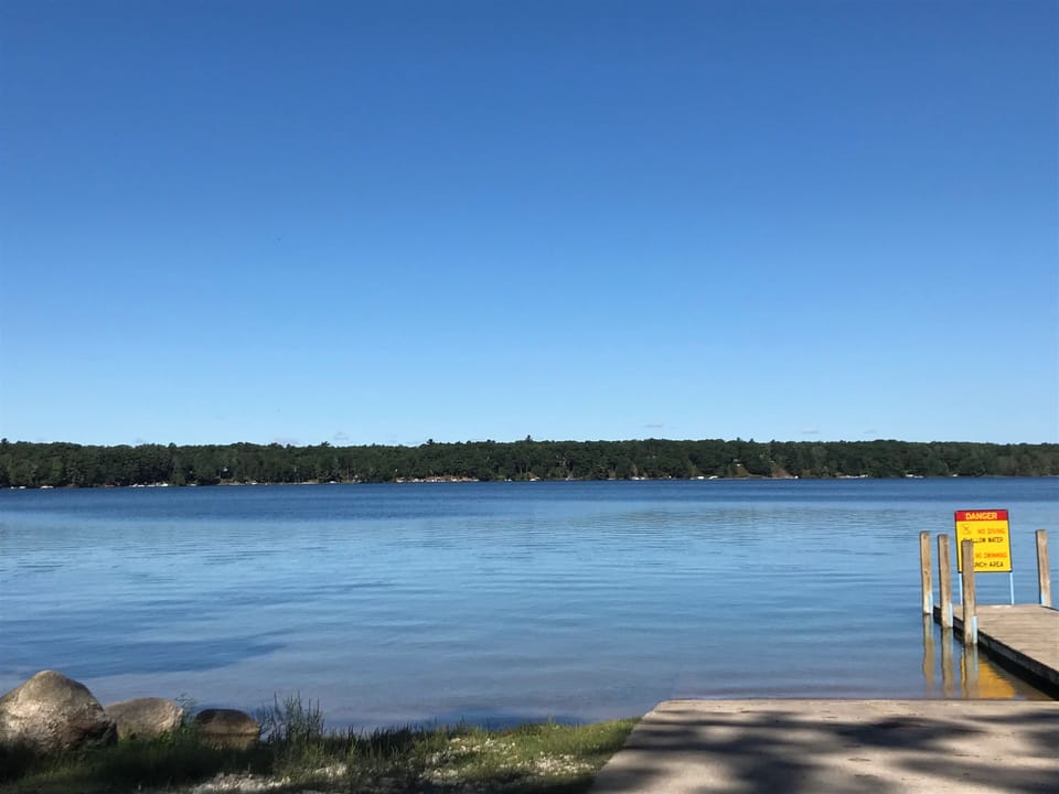 Near by all sports Bear Lake.