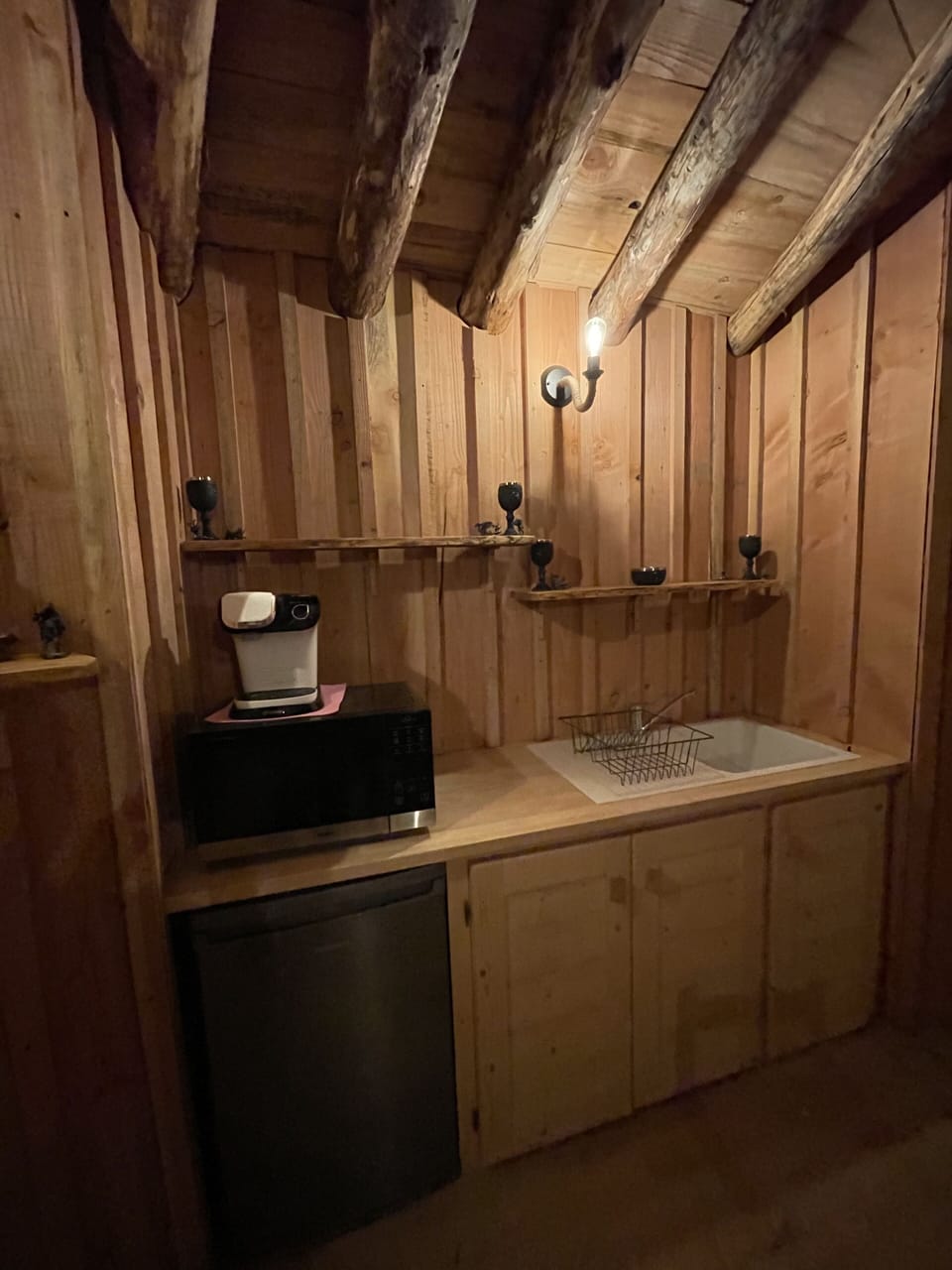 Exclusive Cabin, Ensuite | Private kitchen | Highchair