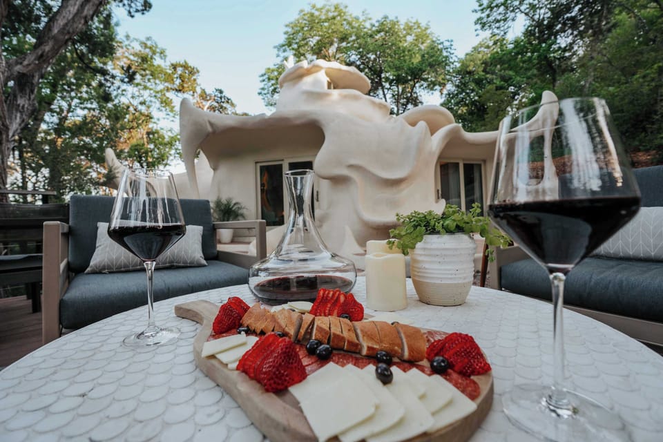 Set the mood without leaving the property. A night straight out of a fairytale