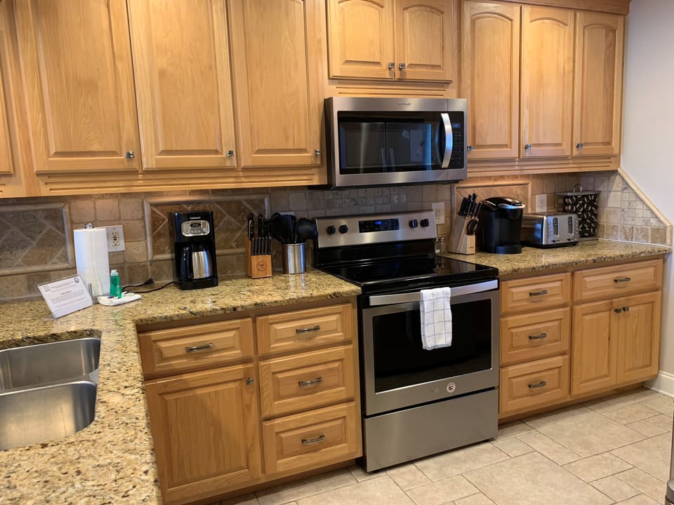 1-309 Kitchen