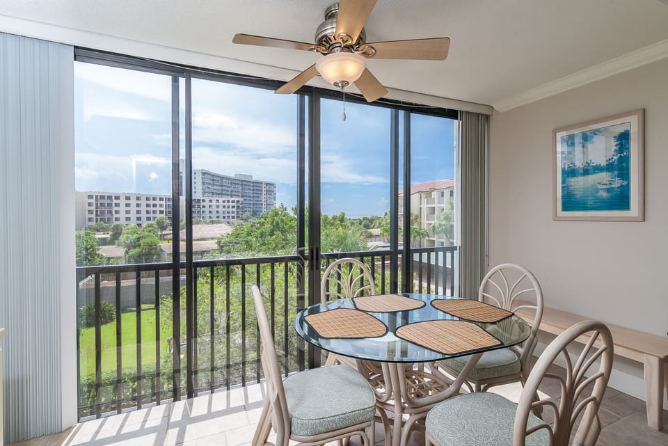 1-309 Lanai Open to Living Room