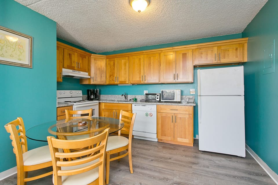Kitchen and dining table