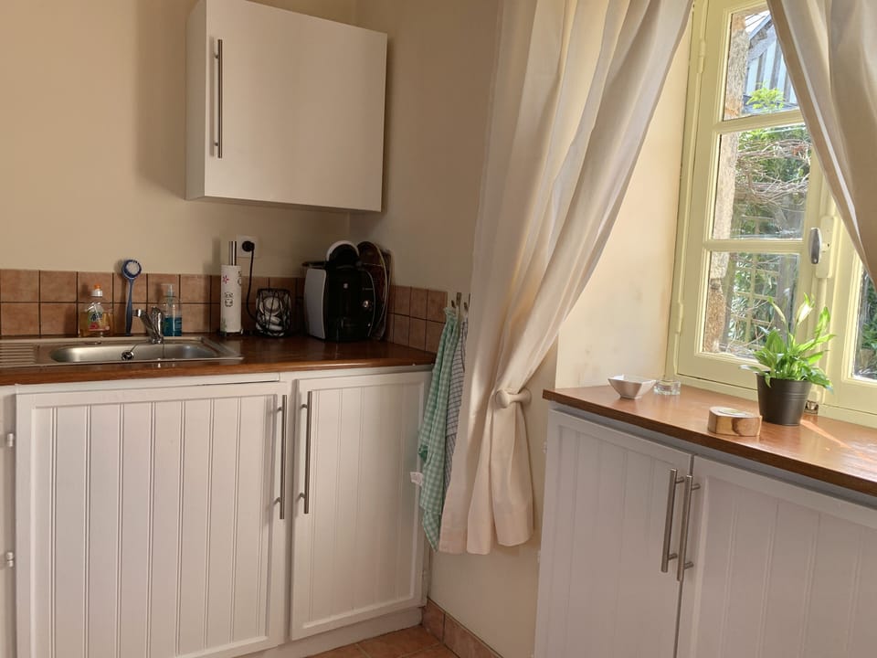Kitchen area