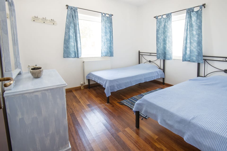 Ground floor bedroom 1