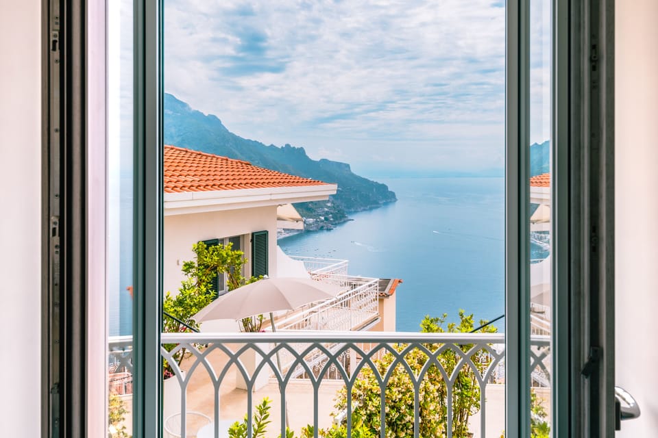 Luxury Suite | Terrace/patio