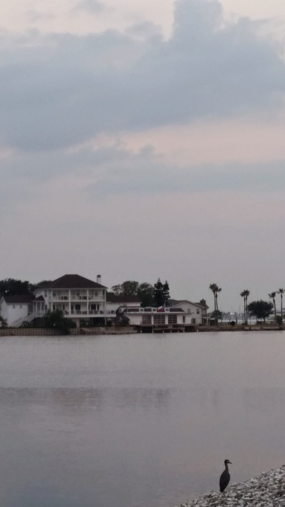Our Bay offers a fishing pier and full view of Galveston's beauty!