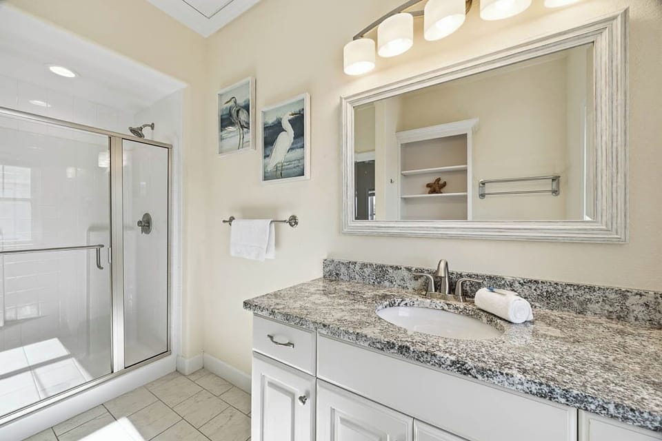 Top-Level Queen Master Bathroom