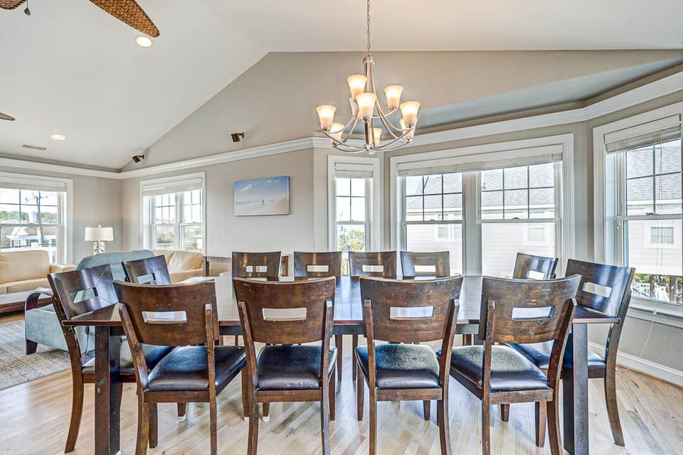 Top-Level Dining Room with Table (seats 12)