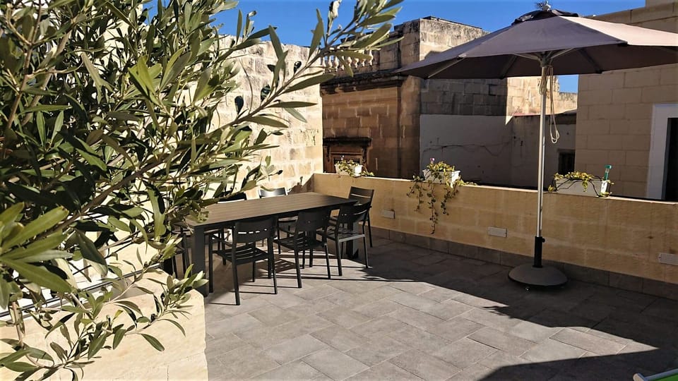 roof terrace
